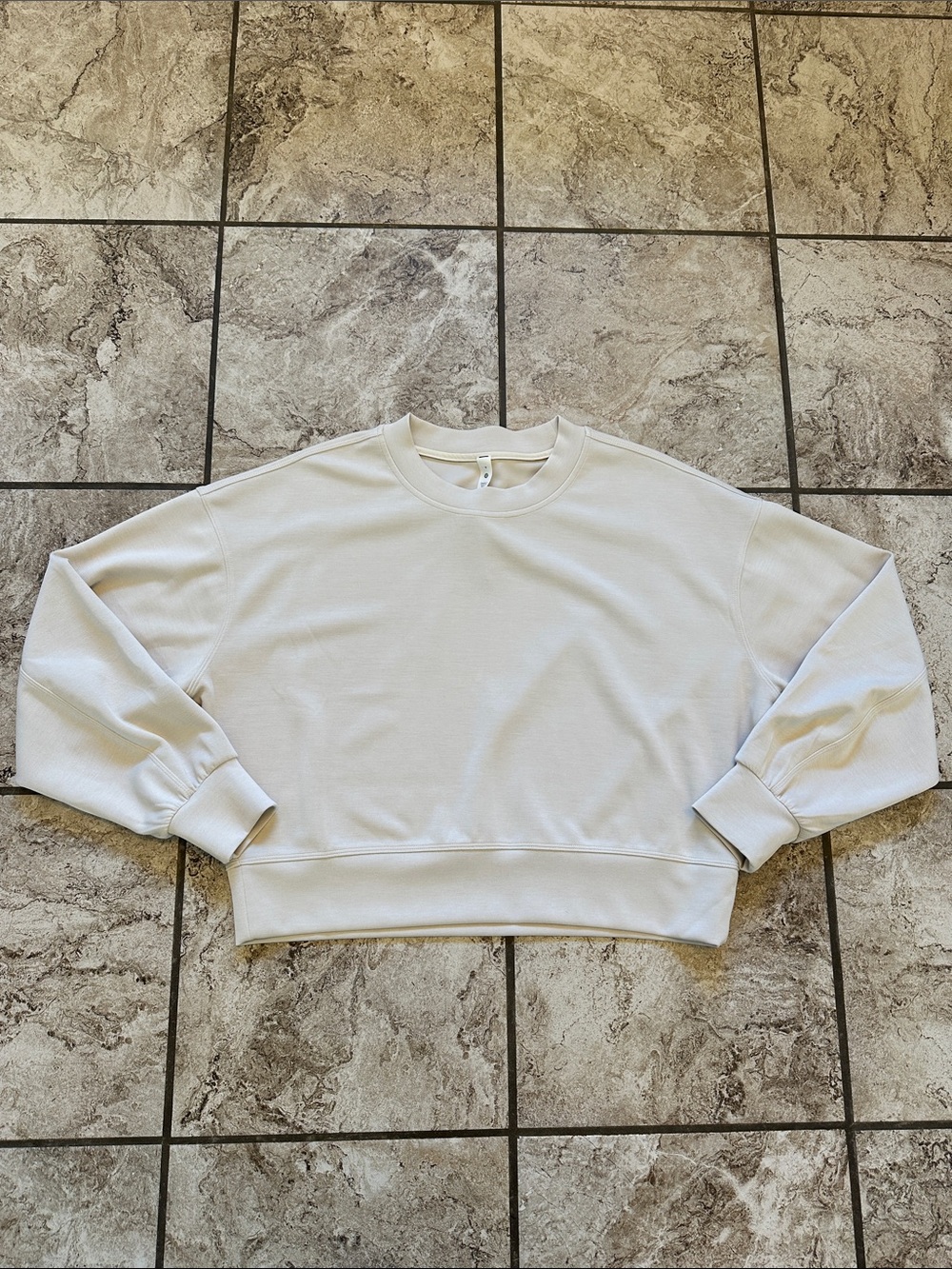 Lululemon cream colored crewneck